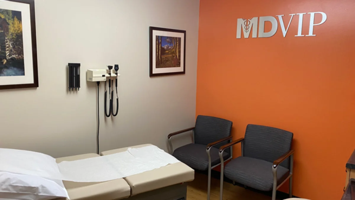Dr. Leon exam room