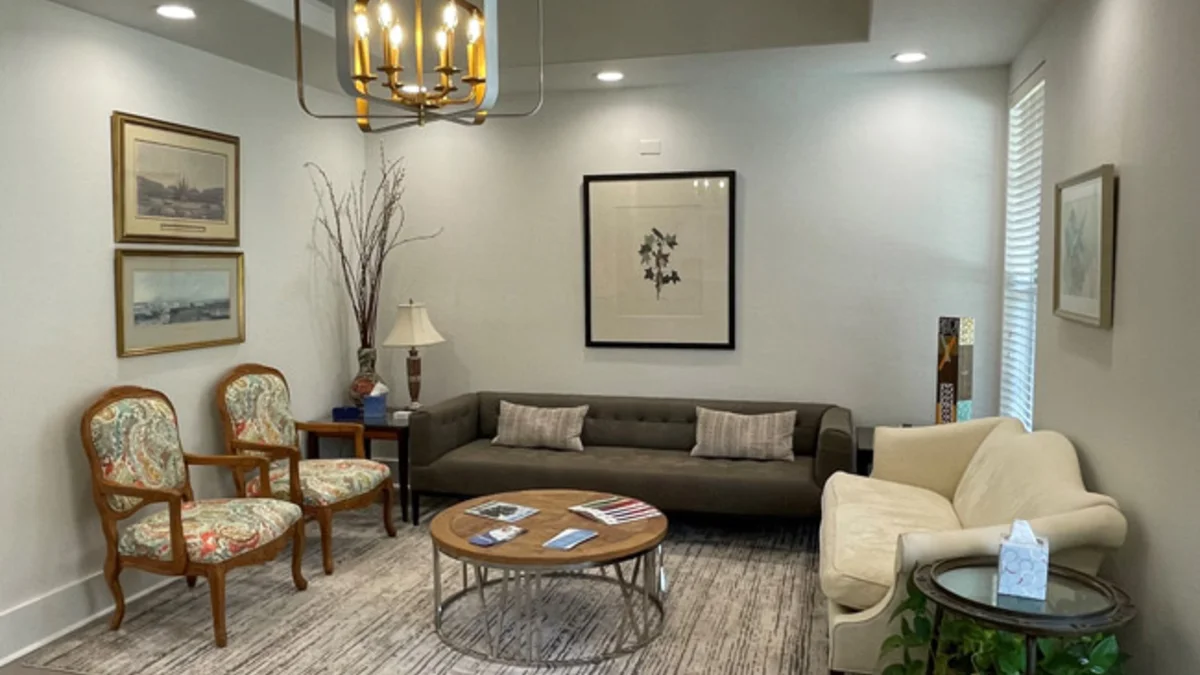 Dr. Robinson Waiting Room