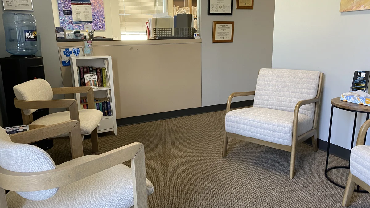 Dr. Fuchs Lobby