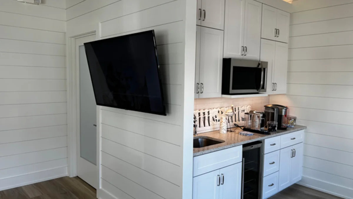 Dr. Armani Kitchen