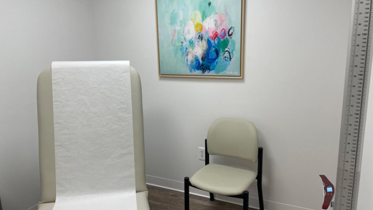  Dr. Chatterjee Exam room