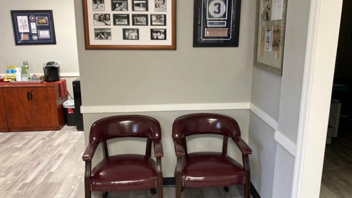 Dr. Laub Waiting Room