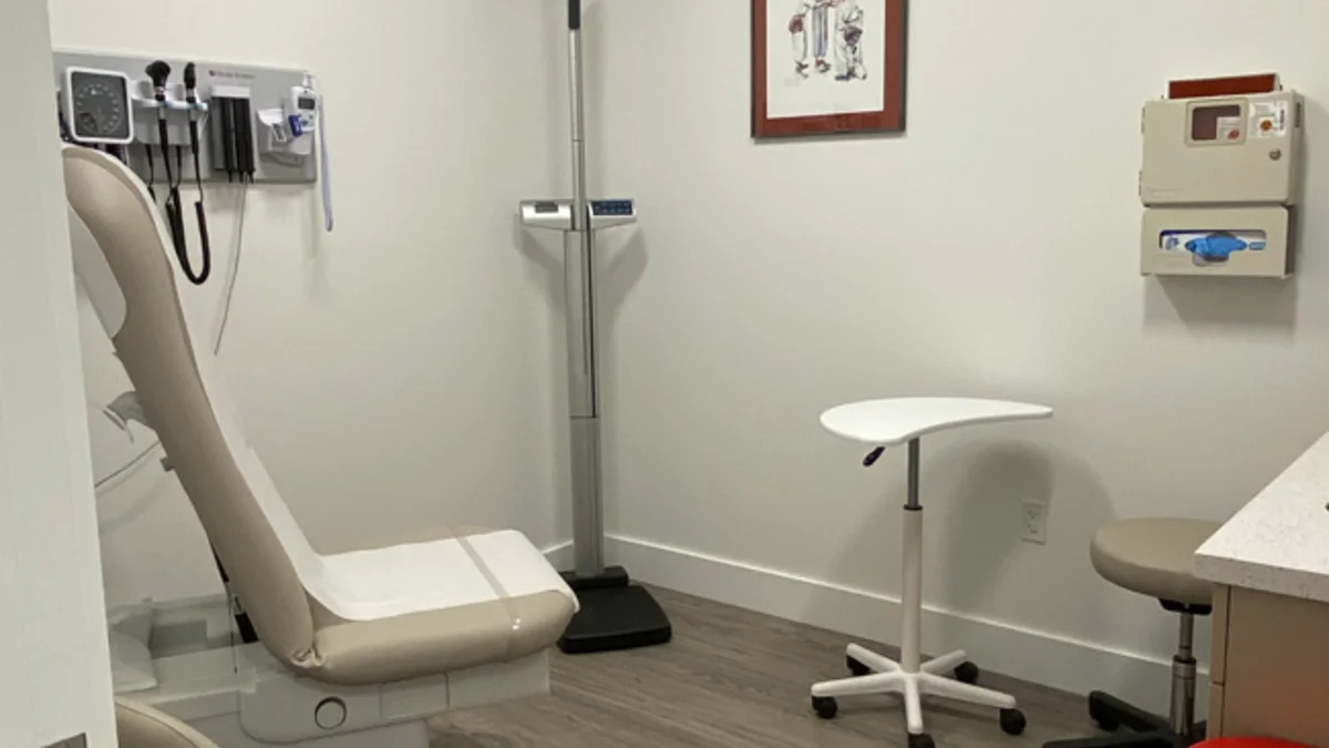 Dr. Cho Exam Room