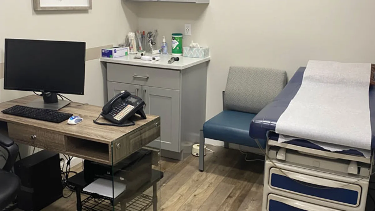 Dr. Schnur exam room
