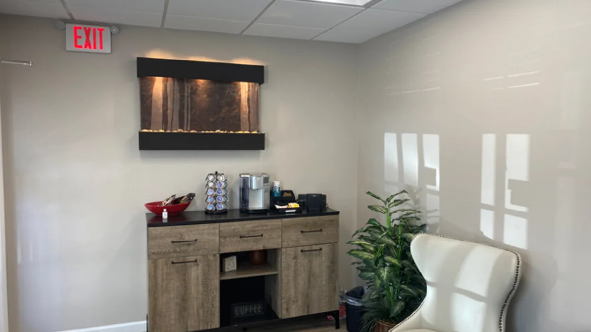 Dr. Schnur waiting room
