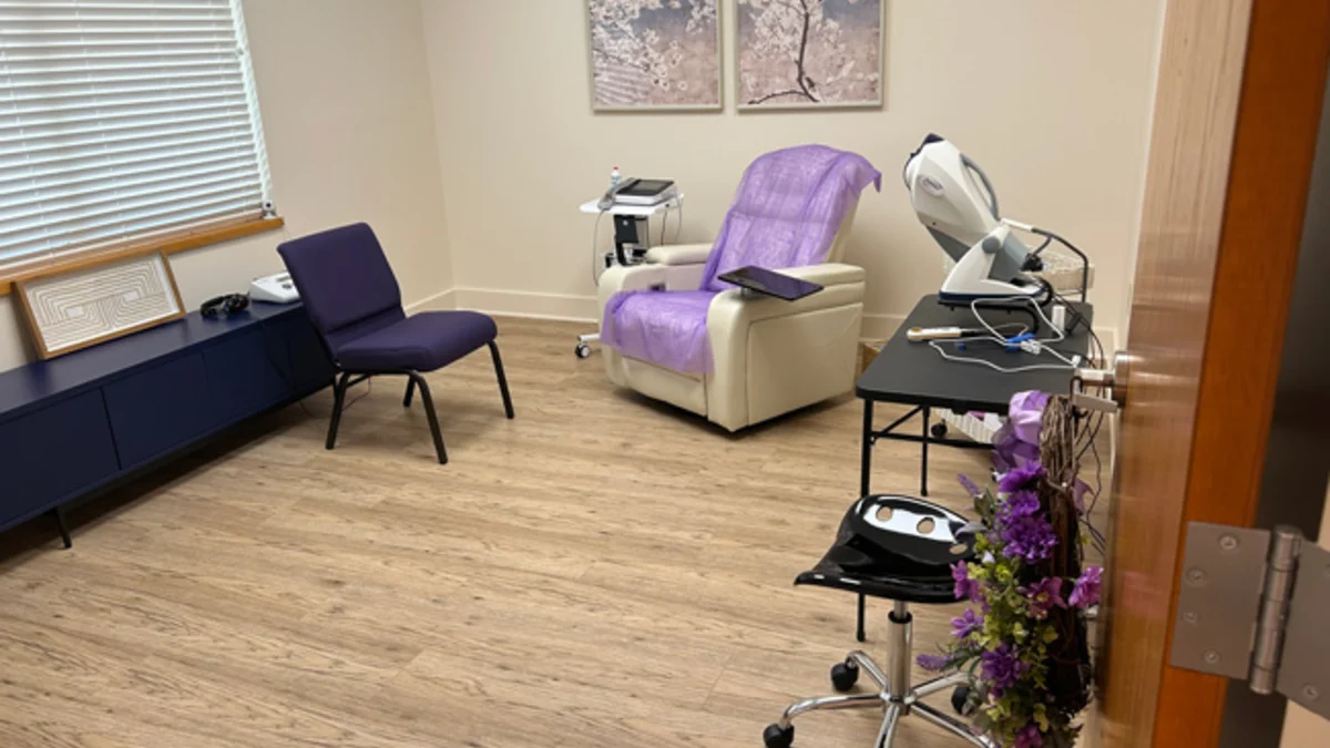 Dr. Peele Chair