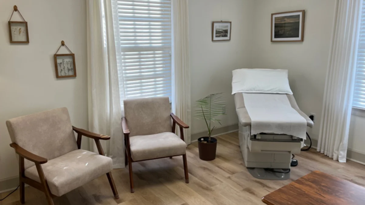 Dr. Vejnar exam room