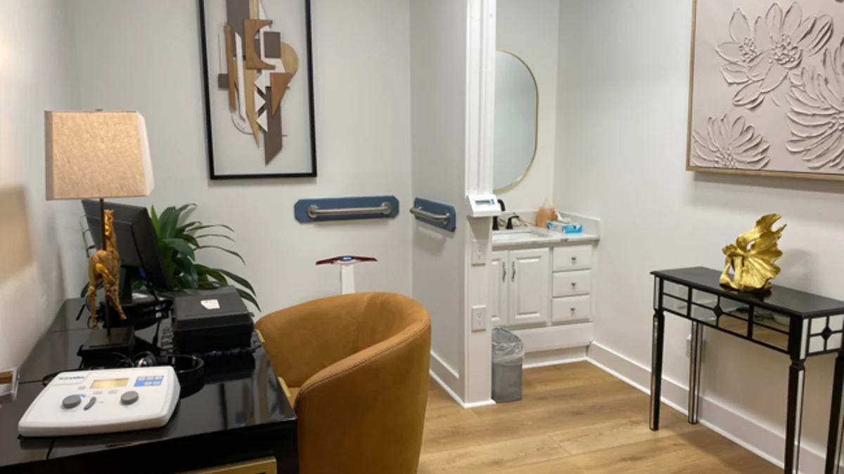 Dr. Boyan Office