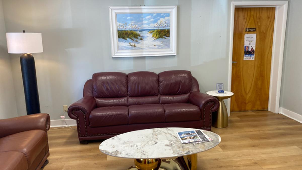 Dr. Boyan Waiting Room