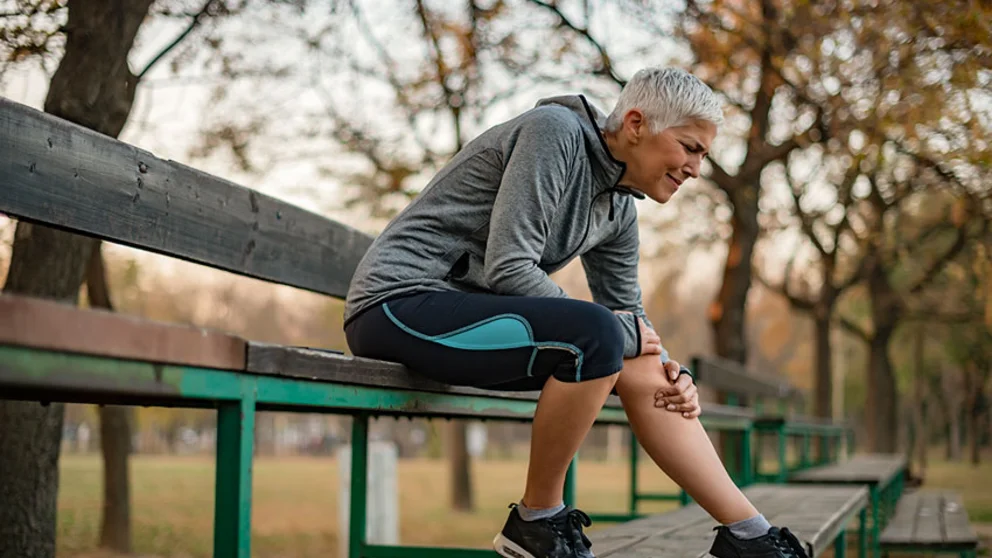 Knee pain on bench