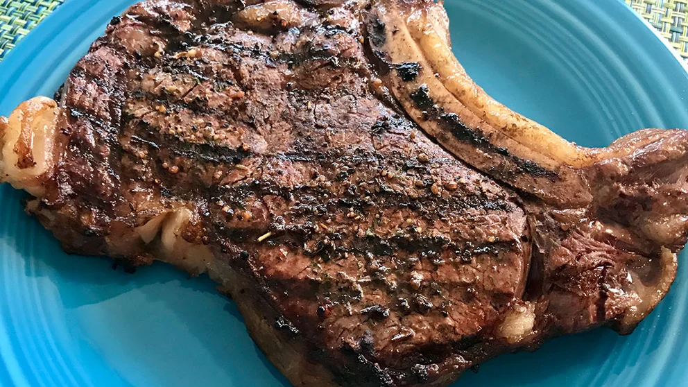 Dietary fat isn't the fat you should be worried about when it comes to cancer risk. 
